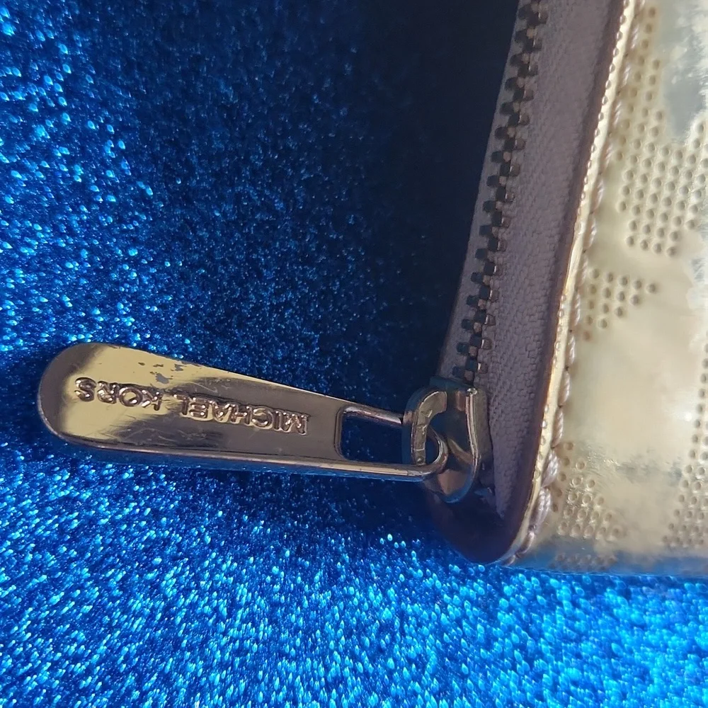 Michael Kors Metallic Gold Zip Wallet